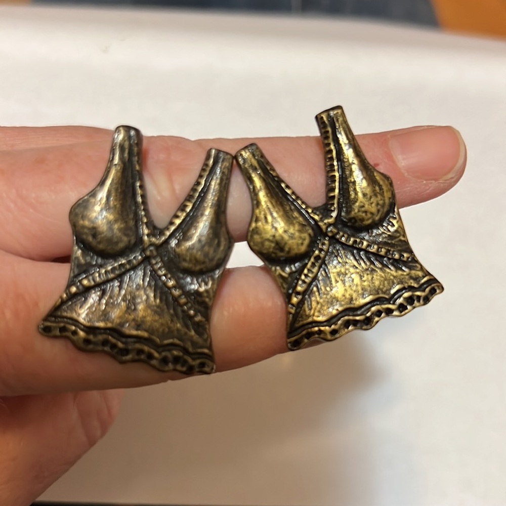 NEW! Camisole Door Knob.